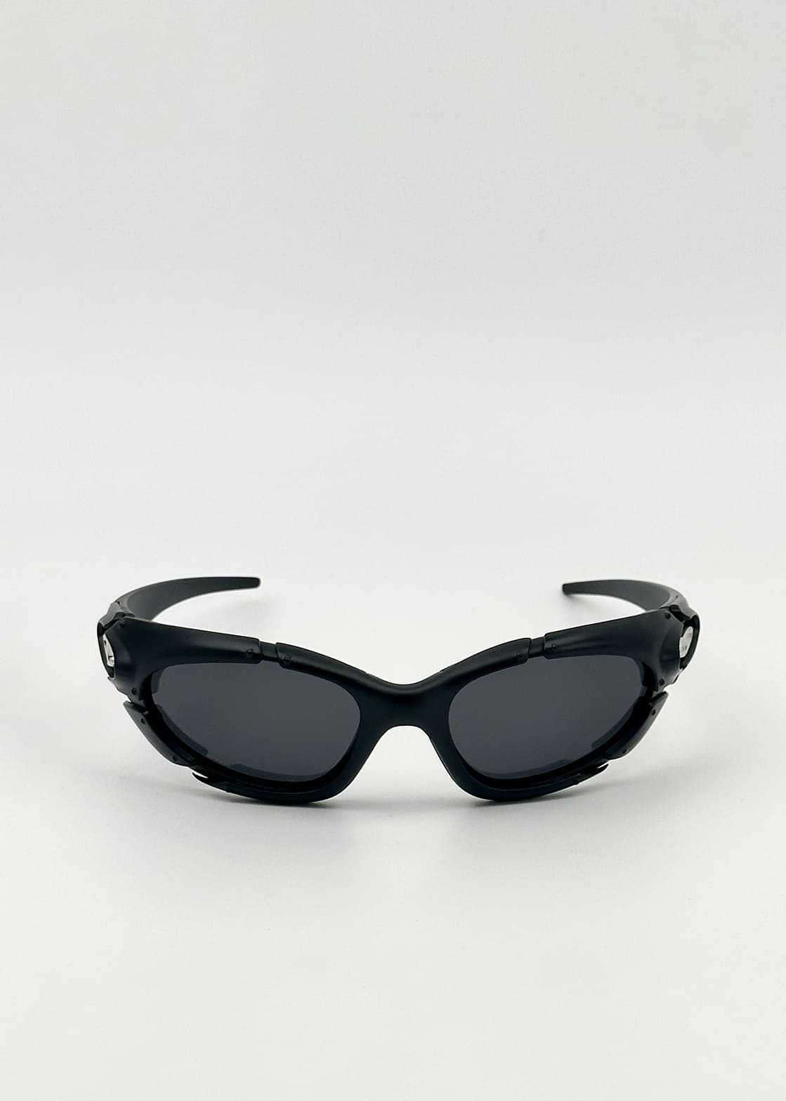 ARCHIVE 12